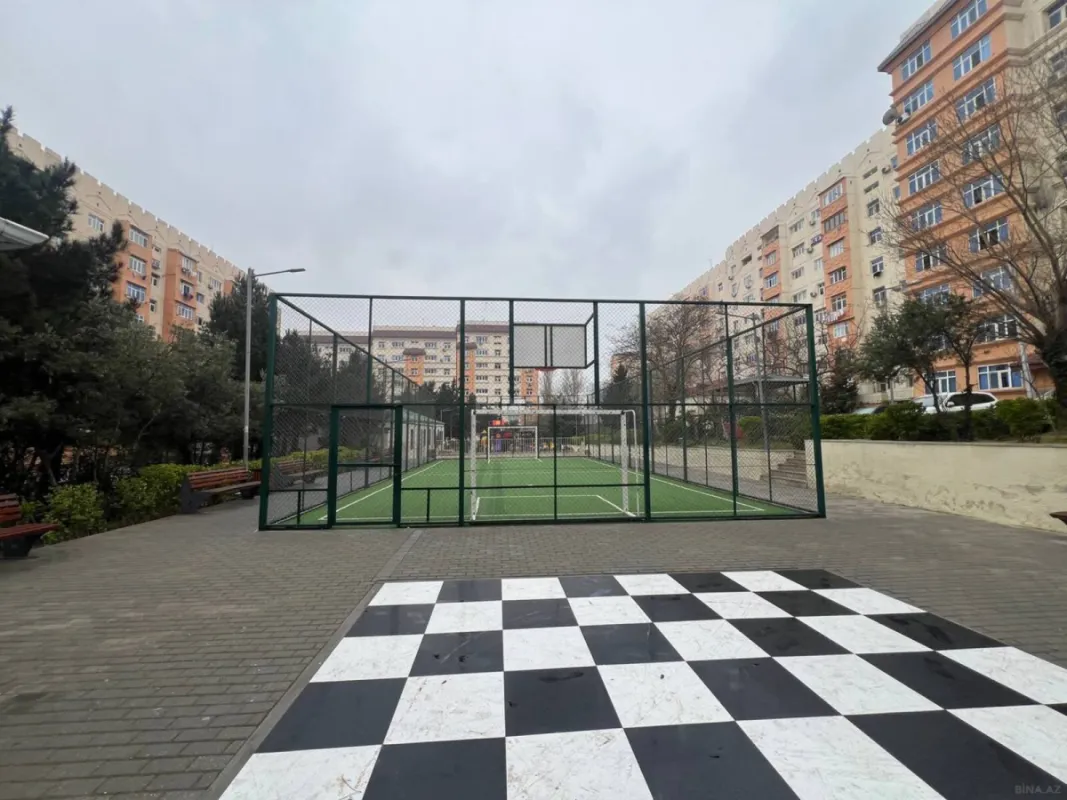 Satılır 4 otaqlı mənzil 100 m²