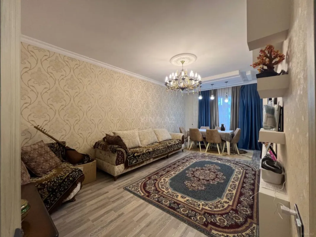 Satılır 4 otaqlı mənzil 100 m²