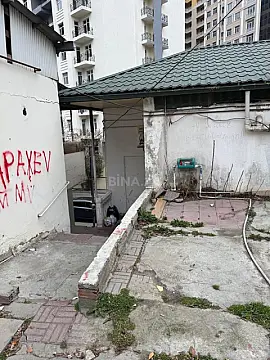 Satılır obyekt 140 m²