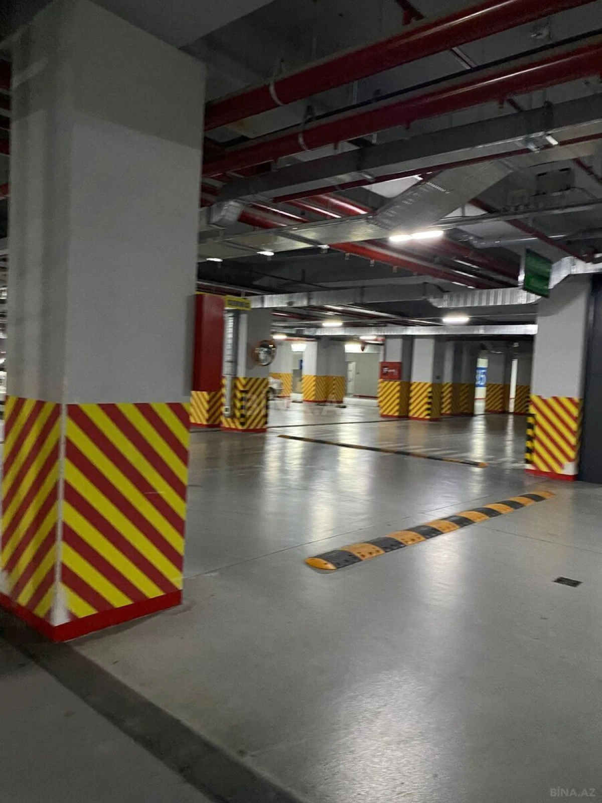 Satılır qaraj 15 m²