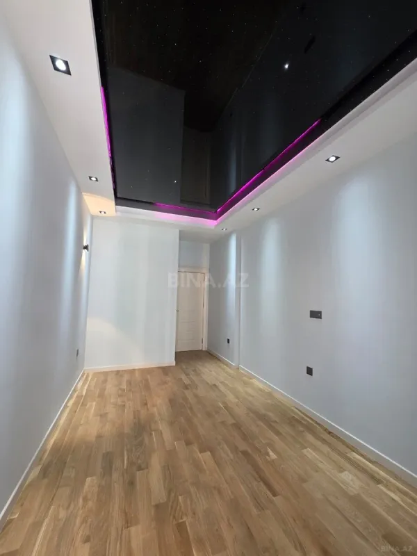 Satılır 3 otaqlı mənzil 143 m²