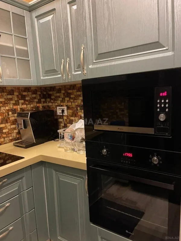 Kirayə verilir 3 otaqlı mənzil 113 m²