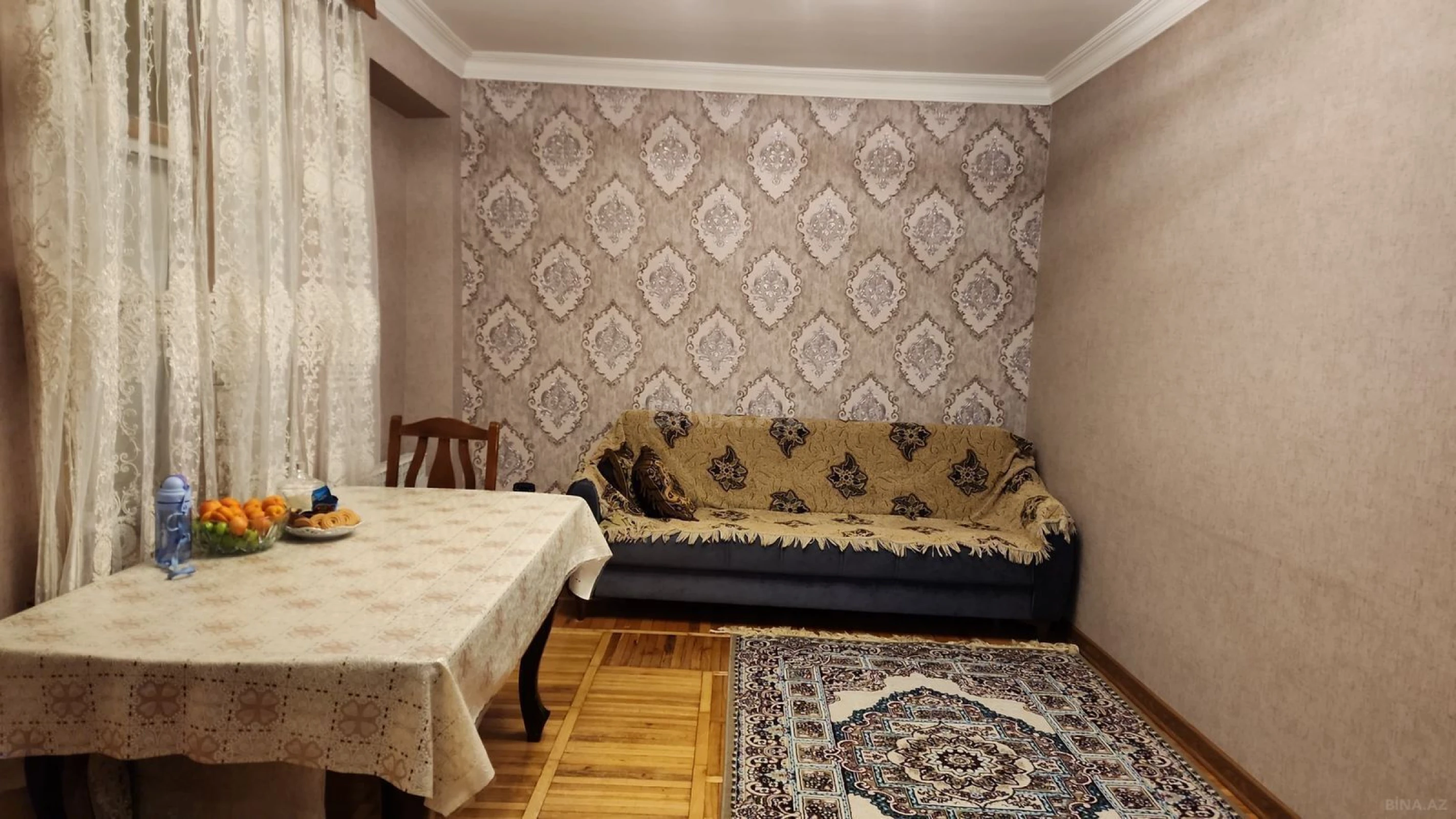 Satılır 6 otaqlı həyət evi 200 m²