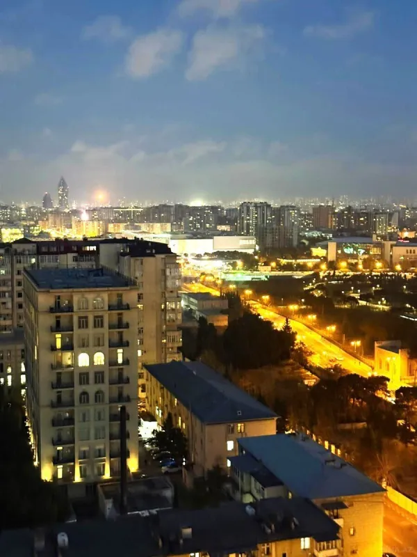 Satılır 2 otaqlı mənzil 75 m²