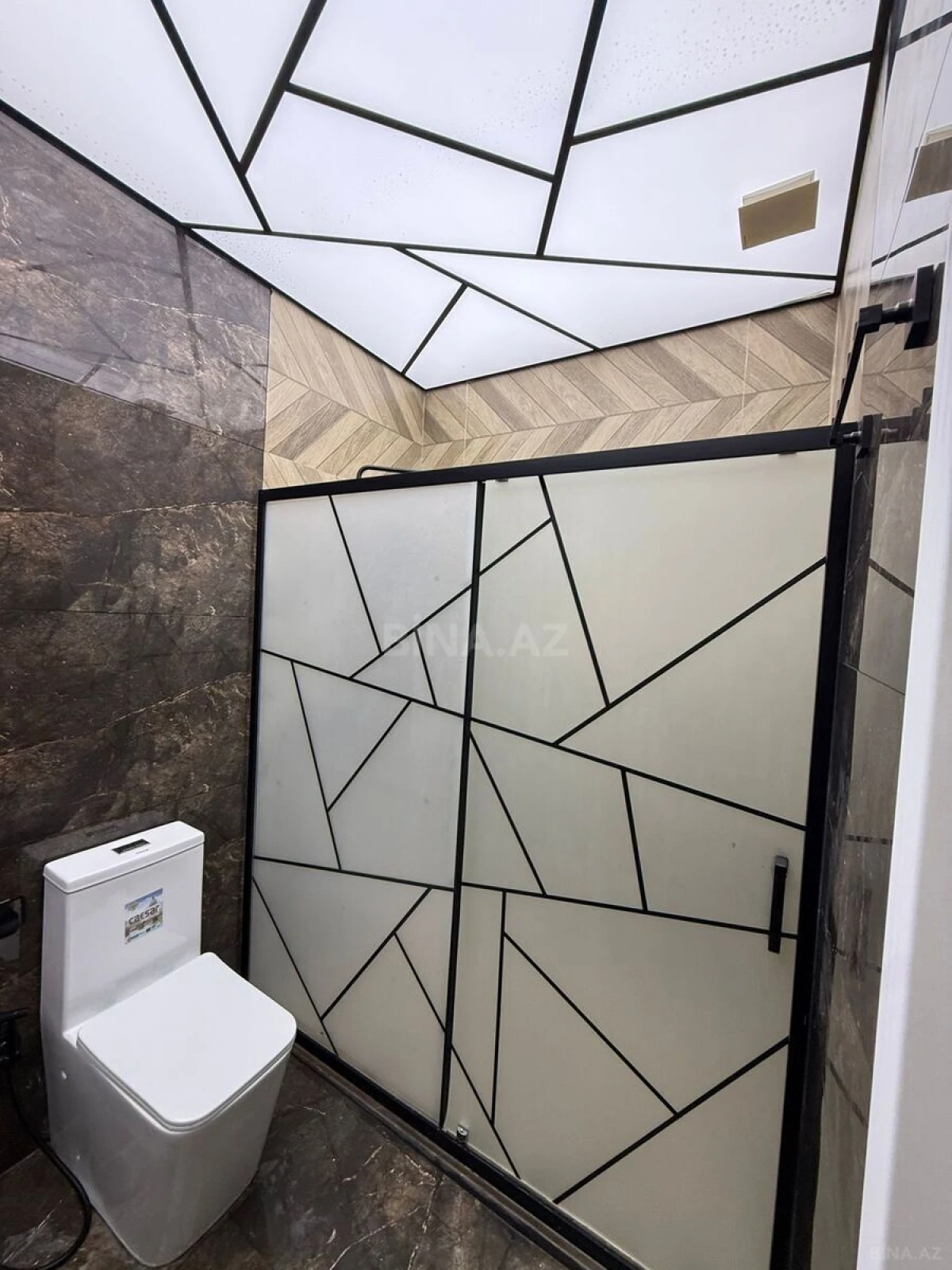 Satılır 2 otaqlı mənzil 75 m²