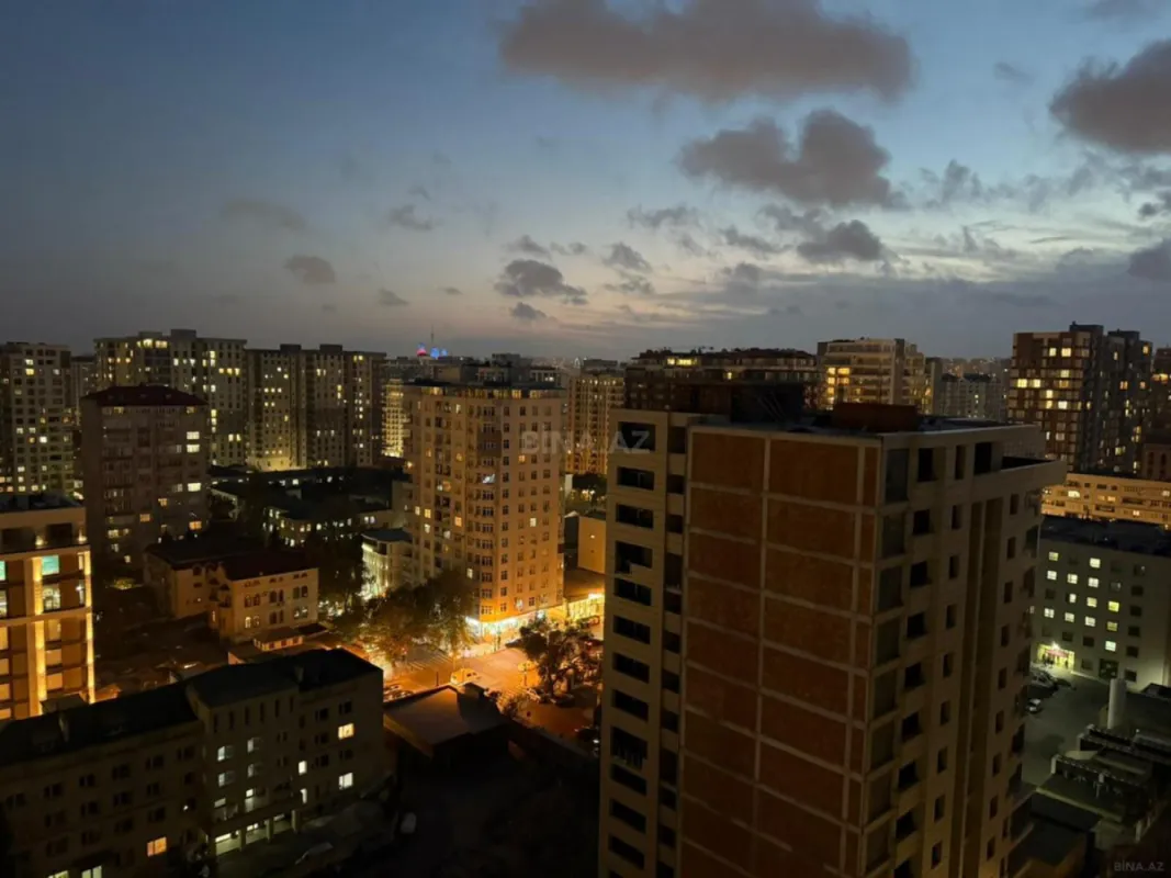 Satılır 2 otaqlı mənzil 75 m²