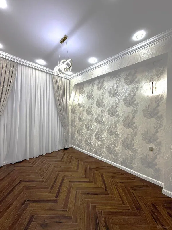 Satılır 2 otaqlı mənzil 75 m²