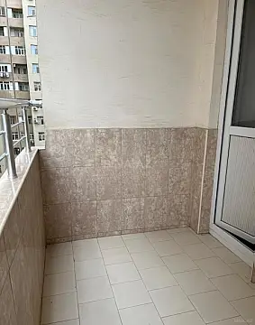 Kirayə verilir 2 otaqlı mənzil 85 m²