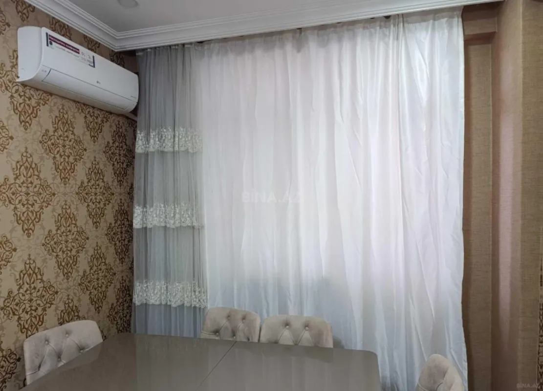 Kirayə verilir 2 otaqlı mənzil 85 m²