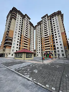 Satılır 3 otaqlı mənzil 124 m² — Bakı, Qaraçuxur 3 otaq 124.00 m²