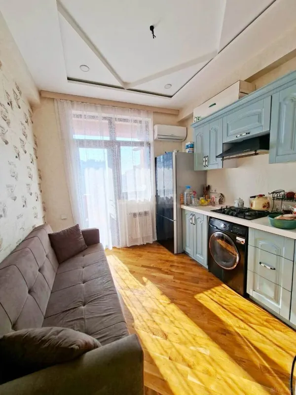 Satılır 1 otaqlı mənzil 47 m²