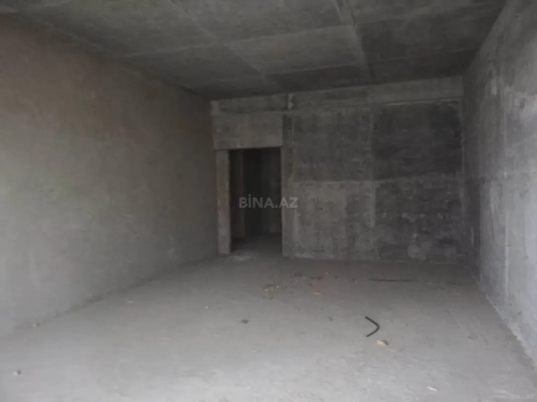Satılır 3 otaqlı mənzil 128 m²
