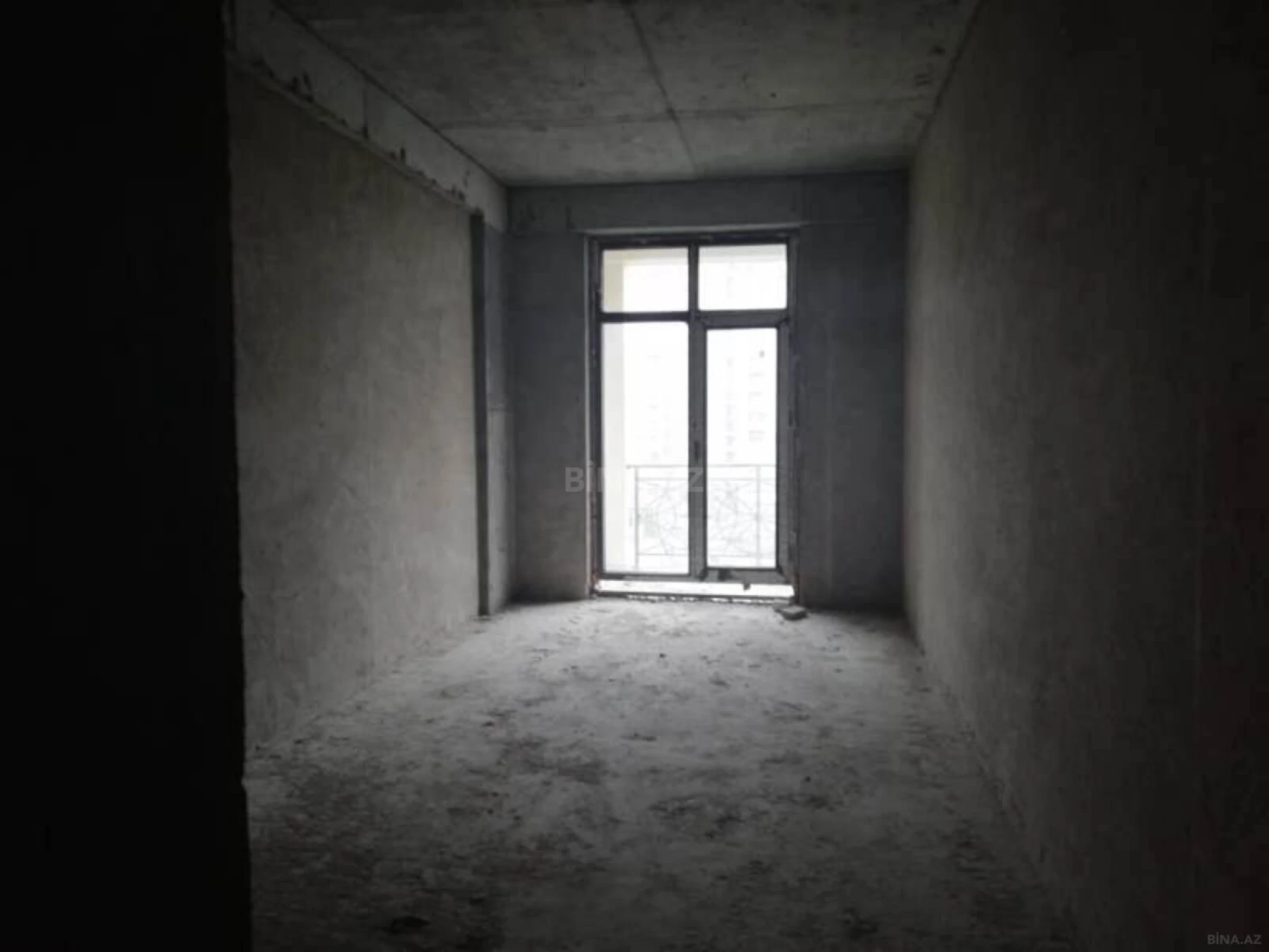 Satılır 3 otaqlı mənzil 128 m²