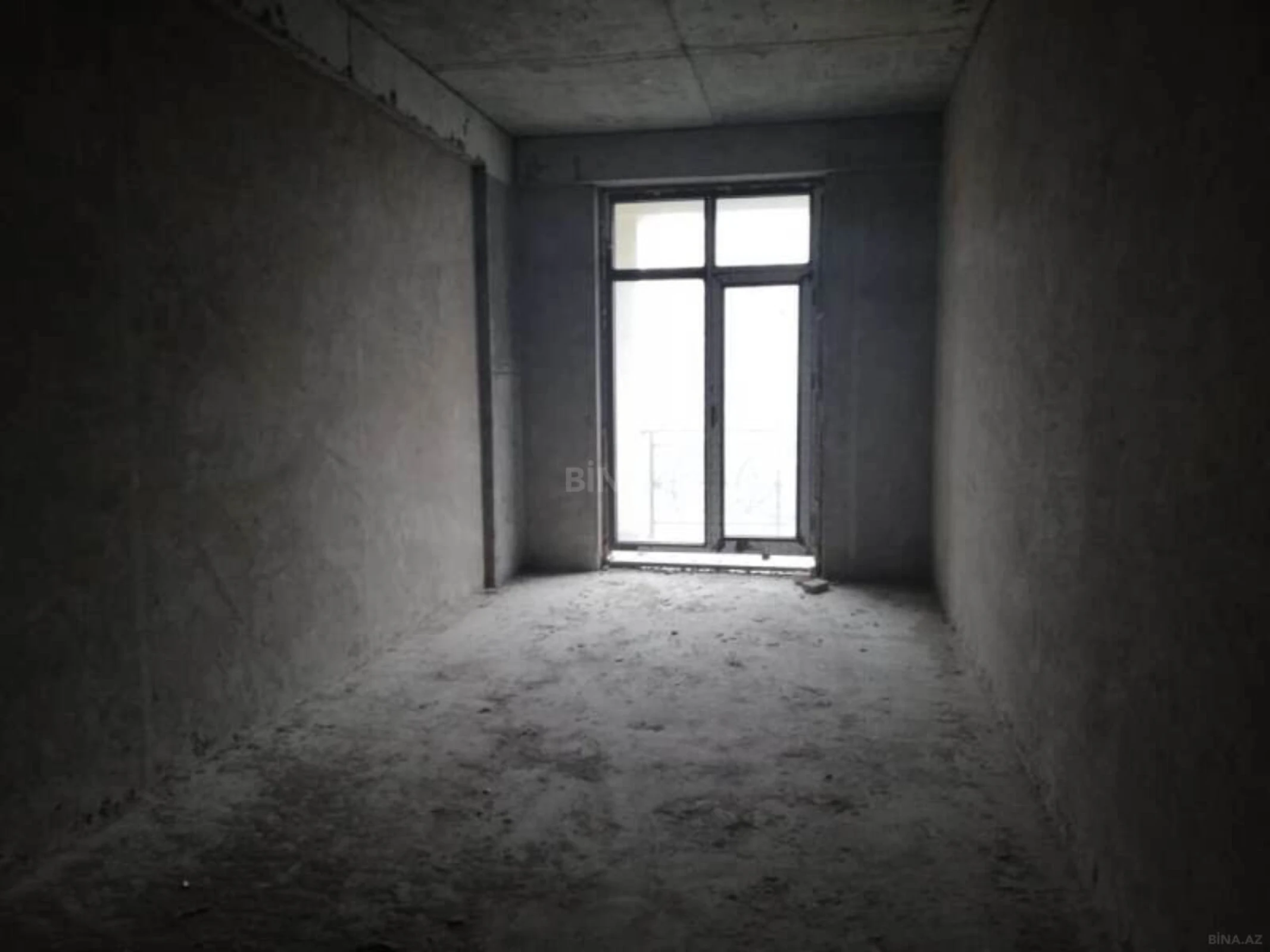 Satılır 3 otaqlı mənzil 128 m²