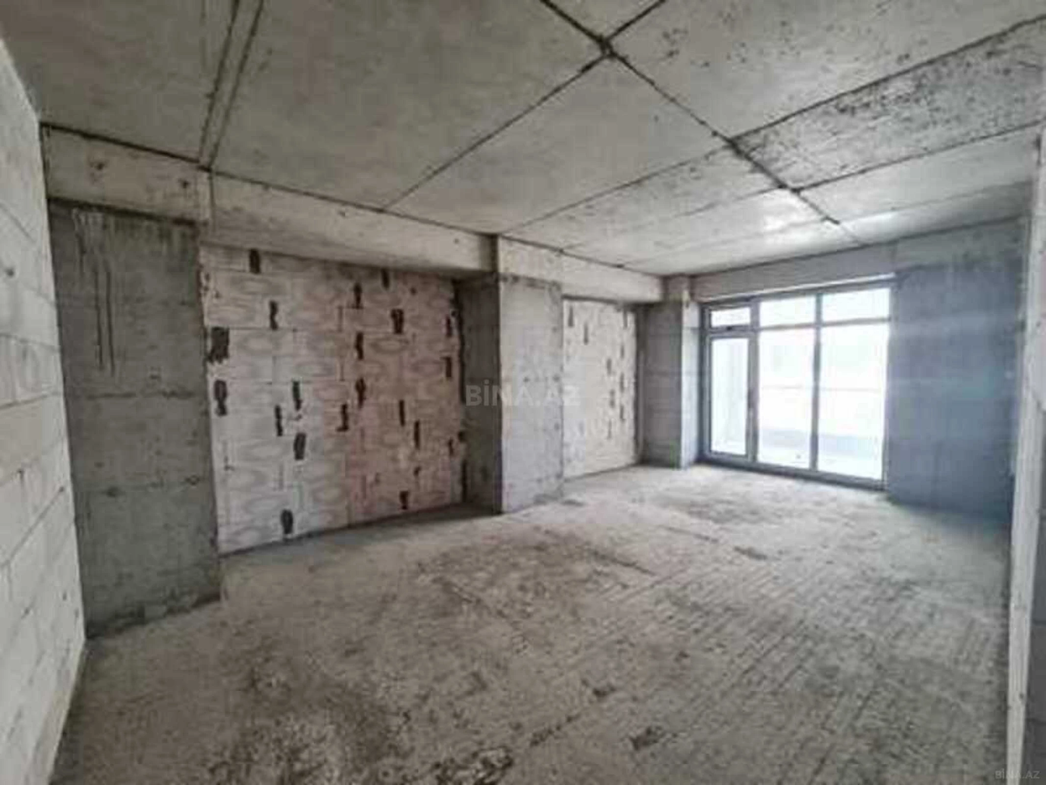 Satılır 3 otaqlı mənzil 128 m²