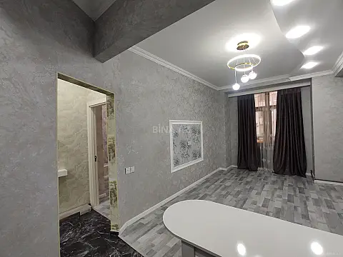 Satılır 2 otaqlı mənzil 65 m²