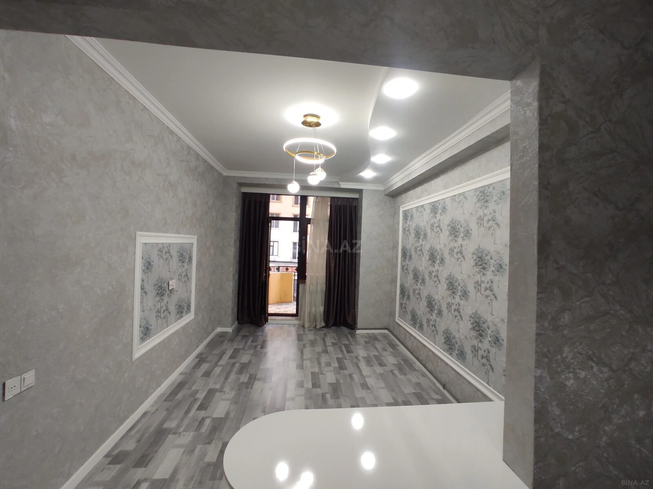 Satılır 2 otaqlı mənzil 65 m²