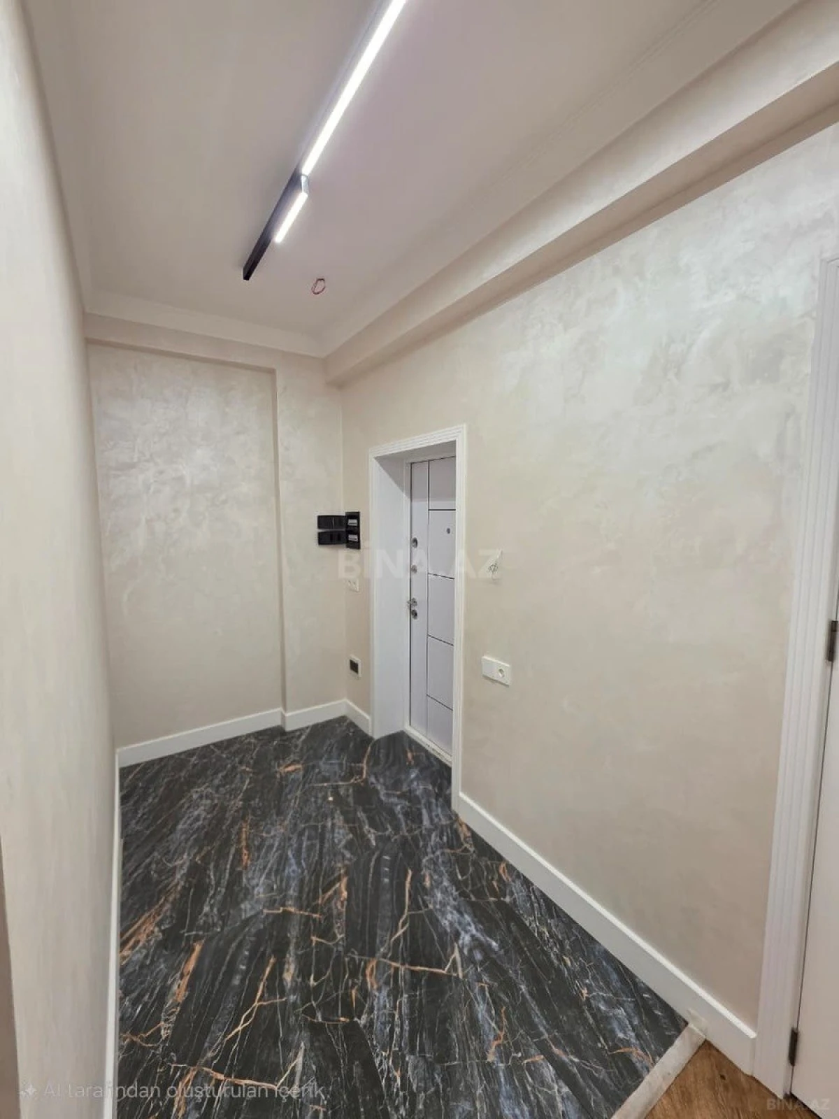 Satılır 3 otaqlı mənzil 105 m²