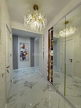 Satılır 4 otaqlı mənzil 110 m²