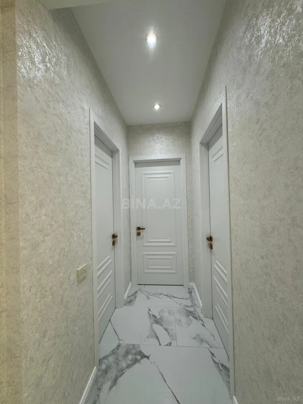 Satılır 4 otaqlı mənzil 110 m²
