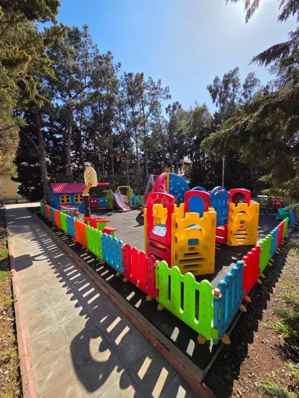 Kirayə verilir 8 otaqlı həyət evi 500 m²