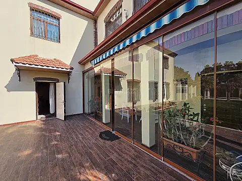 Kirayə verilir 8 otaqlı həyət evi 500 m²