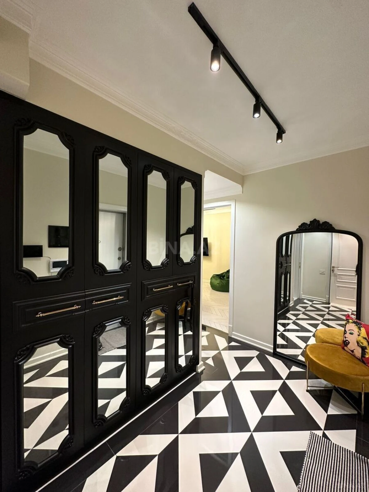 Kirayə verilir 3 otaqlı mənzil 90 m²