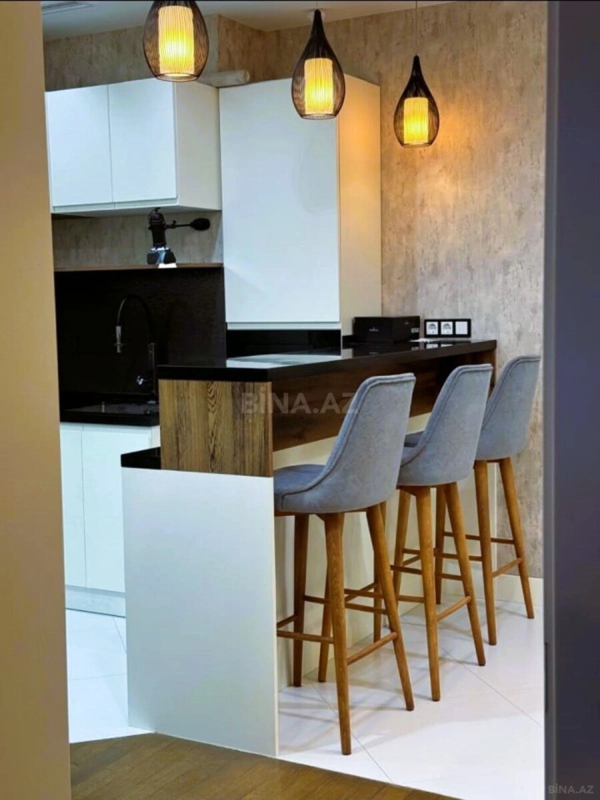 Kirayə verilir 2 otaqlı mənzil 60 m²