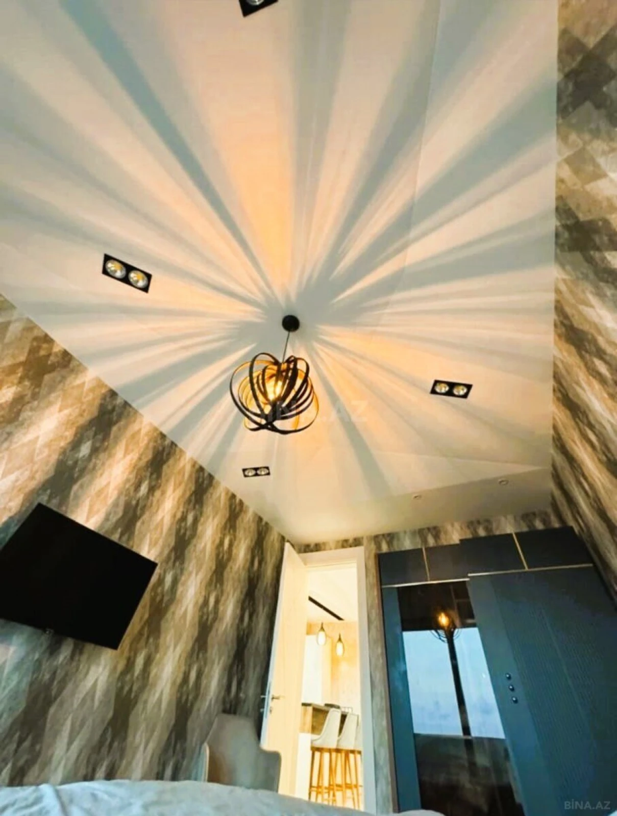 Kirayə verilir 2 otaqlı mənzil 60 m²