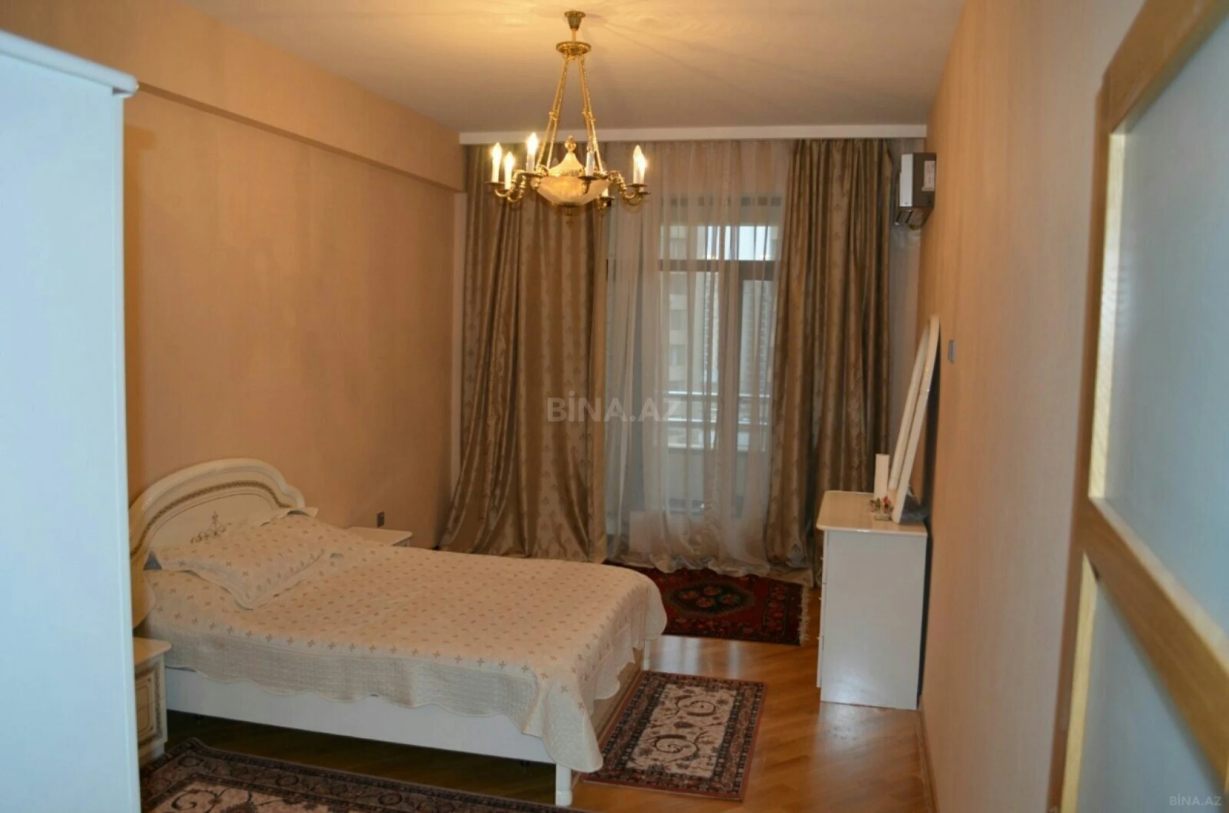 Satılır 3 otaqlı mənzil 85 m²