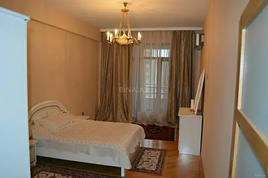 Satılır 3 otaqlı mənzil 85 m²