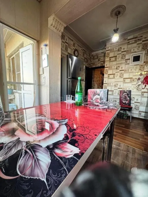 Satılır 2 otaqlı mənzil 60 m²