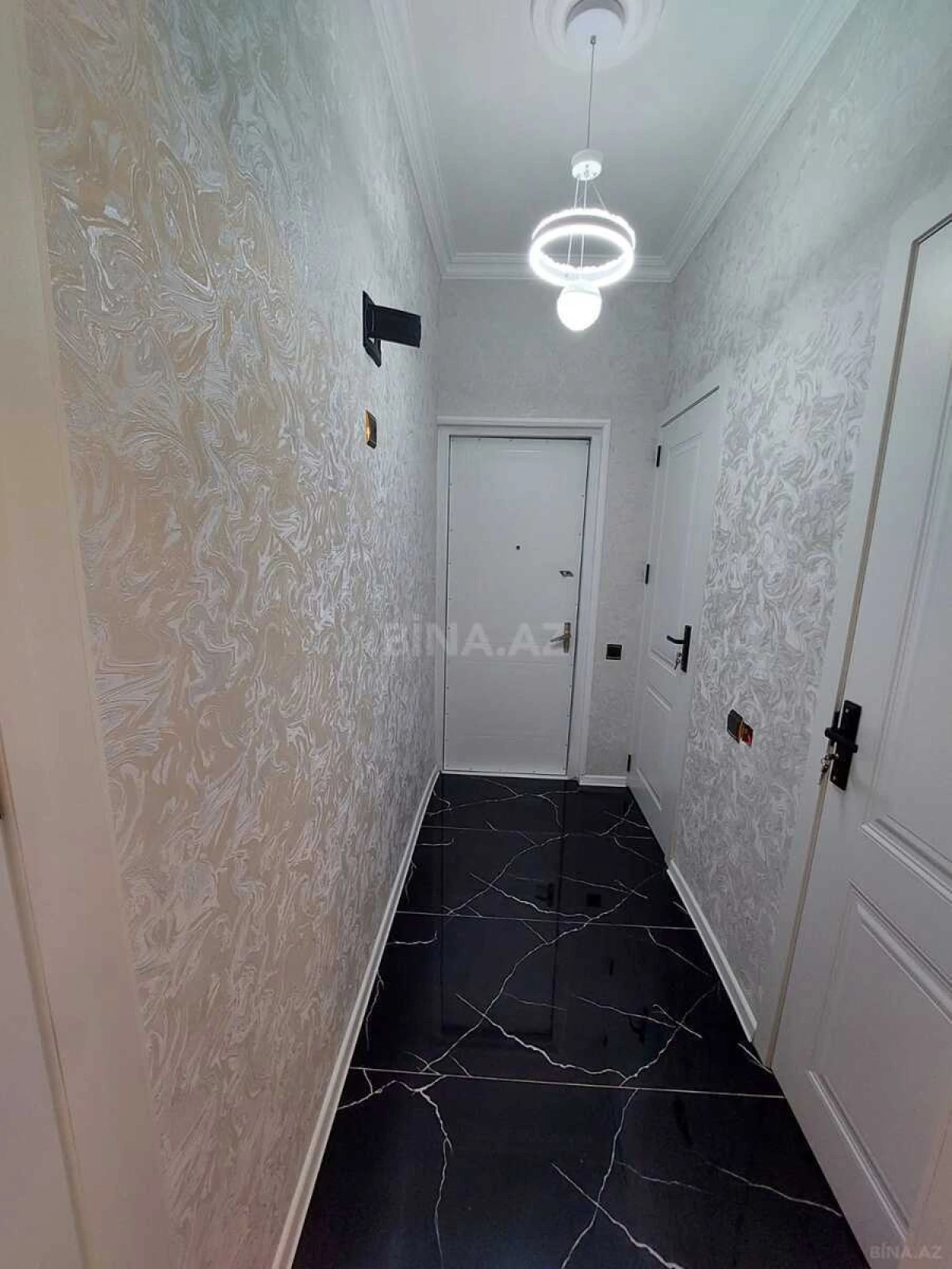 Satılır 2 otaqlı mənzil 55 m²