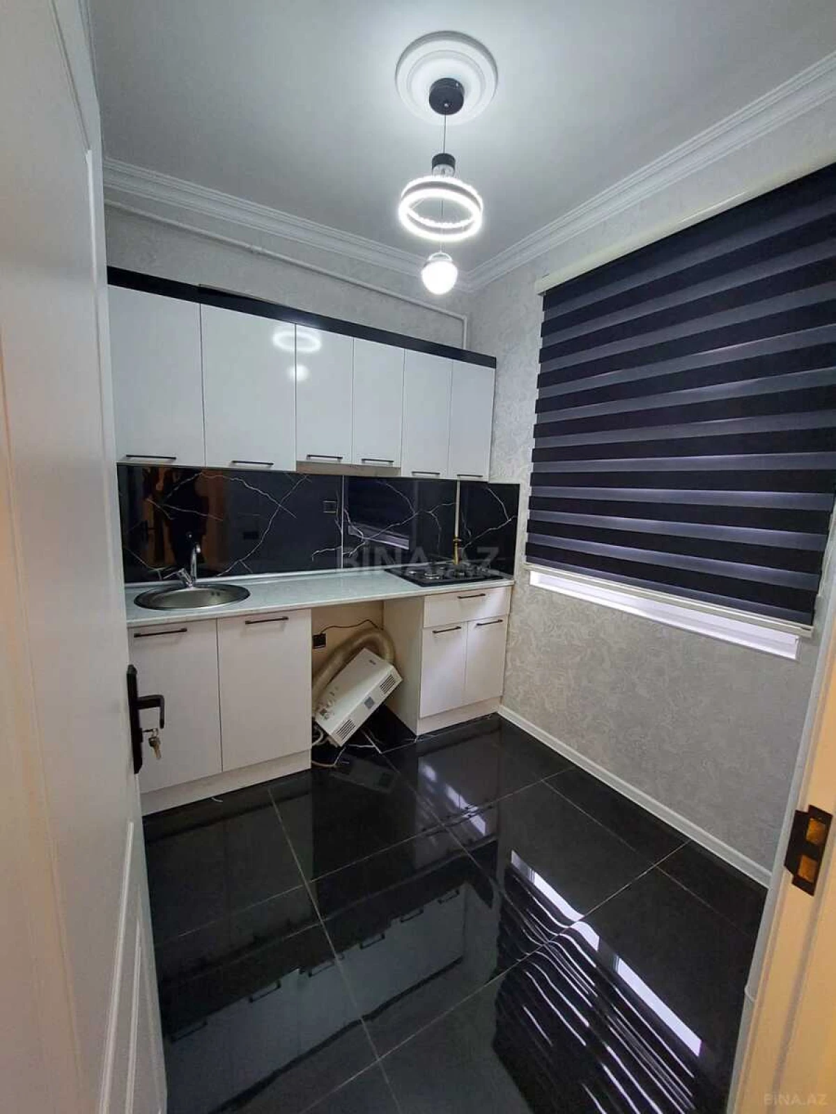 Satılır 2 otaqlı mənzil 55 m²