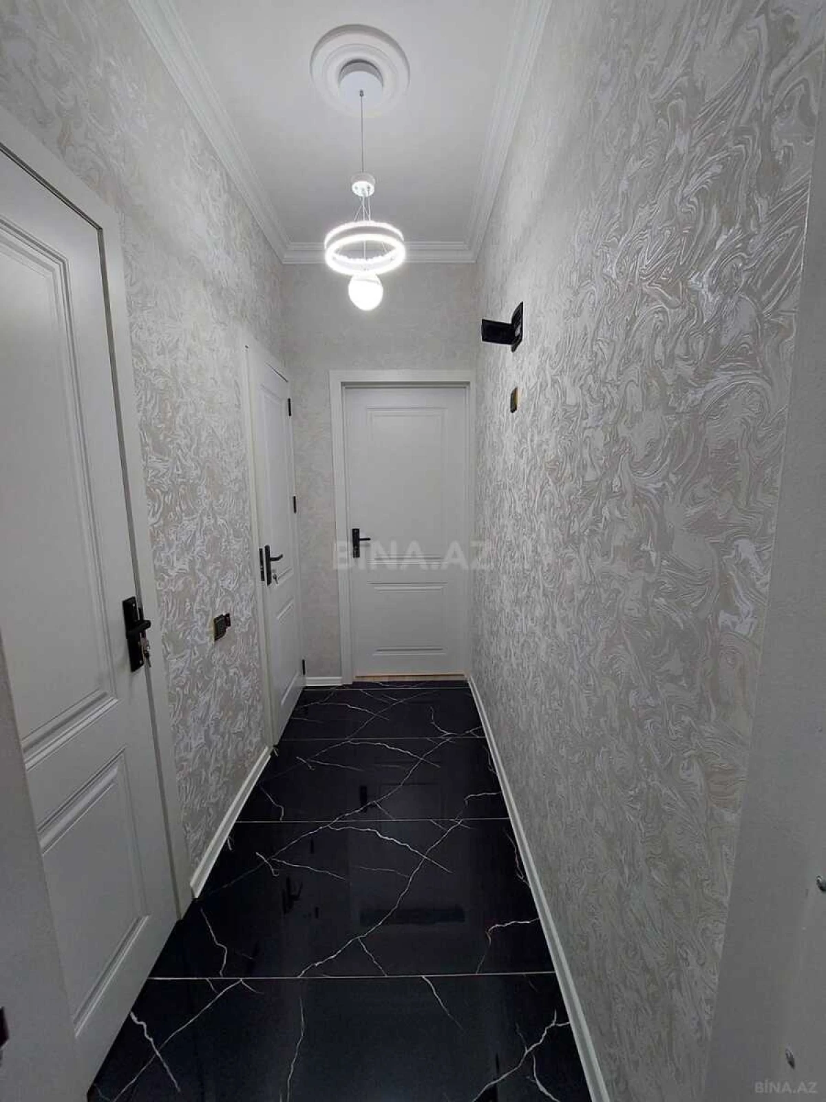 Satılır 2 otaqlı mənzil 55 m²