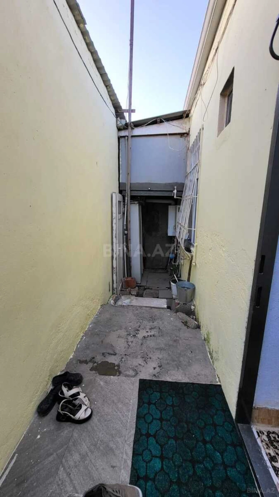 Satılır 5 otaqlı həyət evi 140 m²