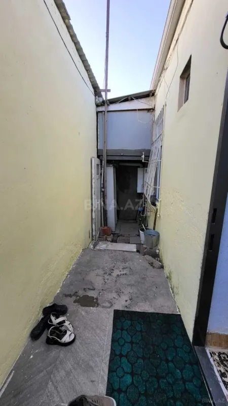 Satılır 5 otaqlı həyət evi 140 m²