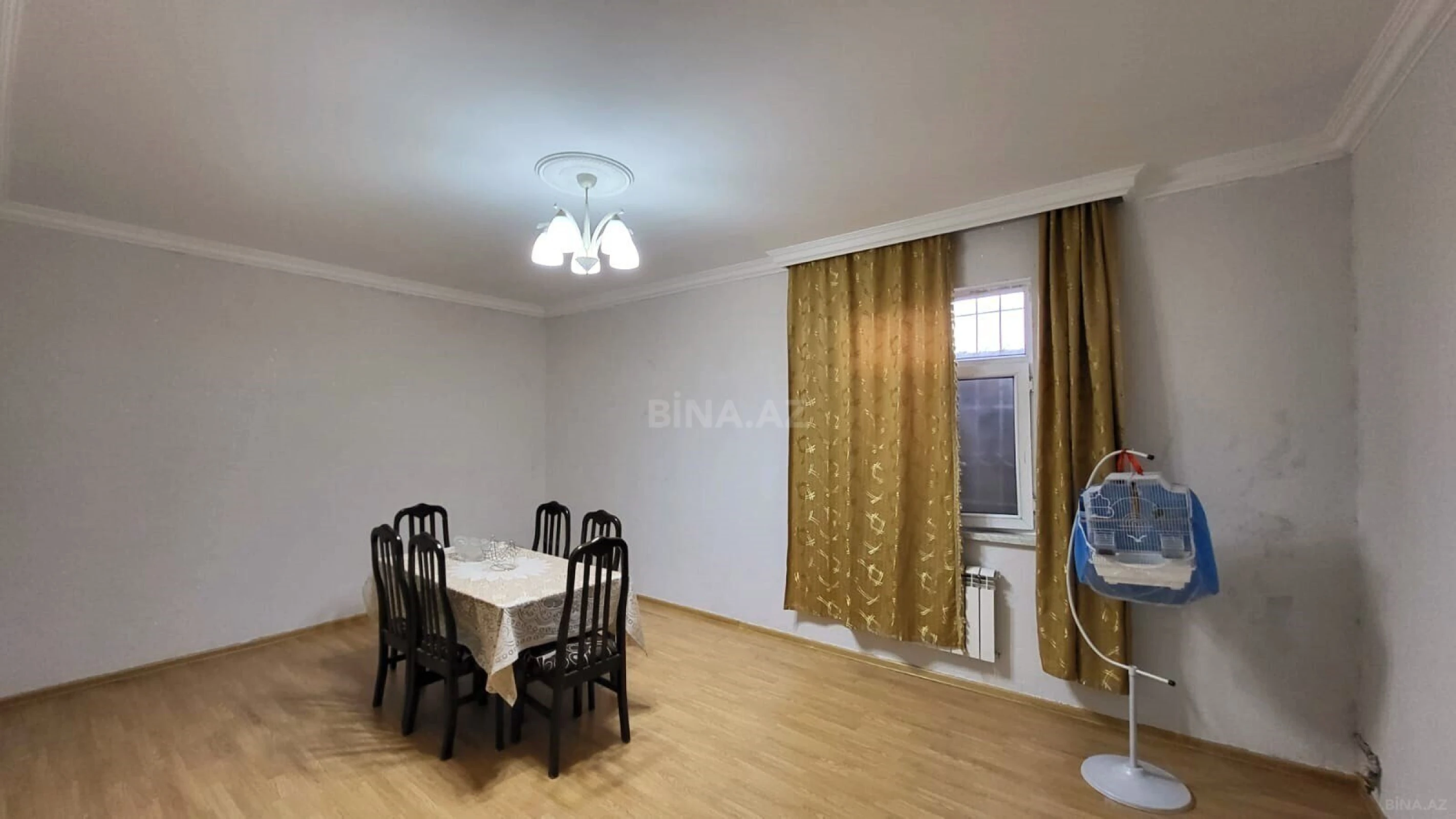 Satılır 5 otaqlı həyət evi 140 m²
