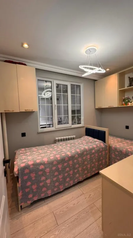 Satılır 3 otaqlı mənzil 65 m²