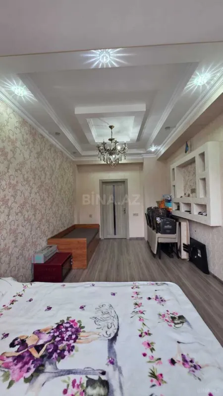 Satılır 2 otaqlı mənzil 62 m²