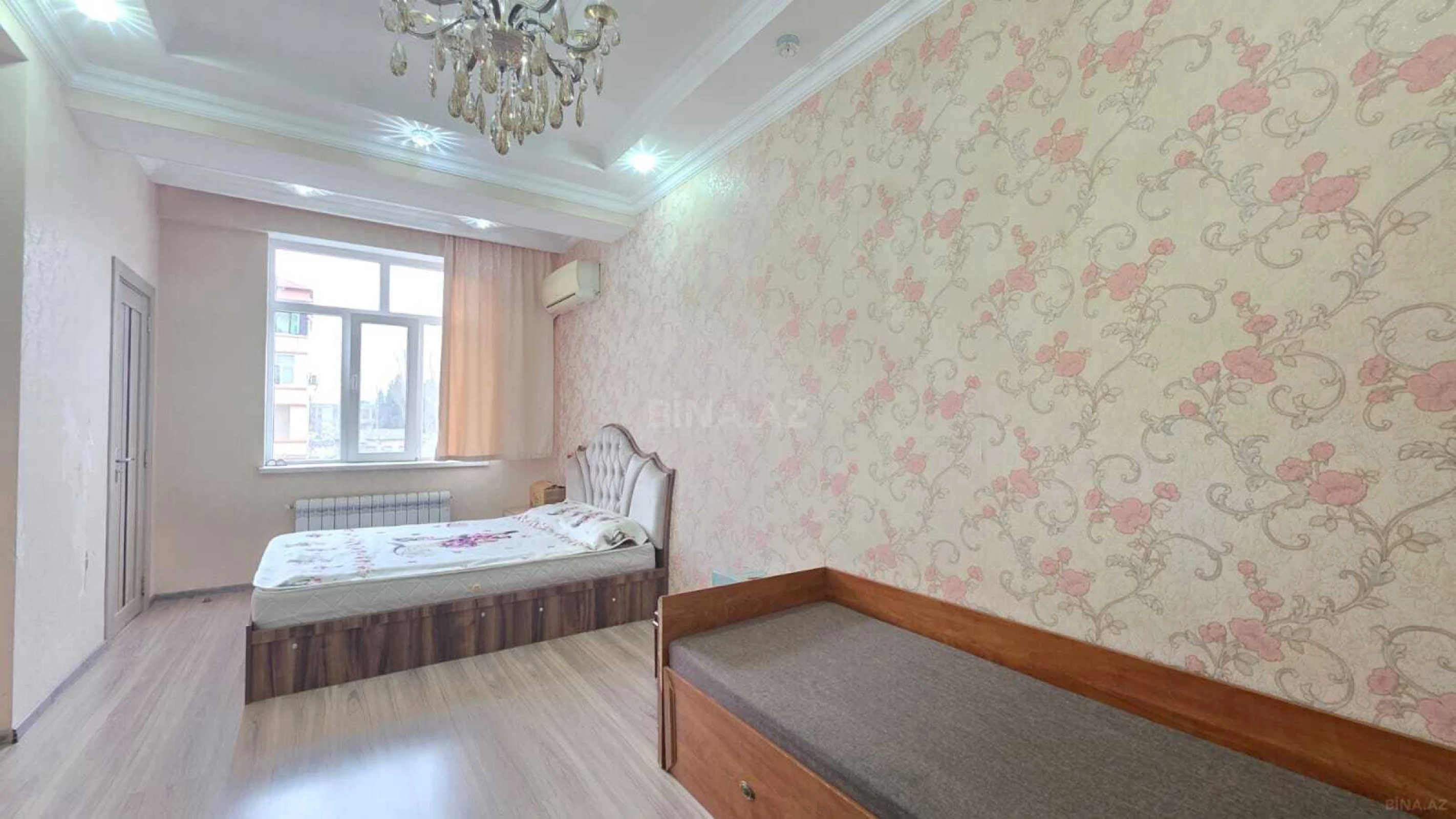 Satılır 2 otaqlı mənzil 62 m²