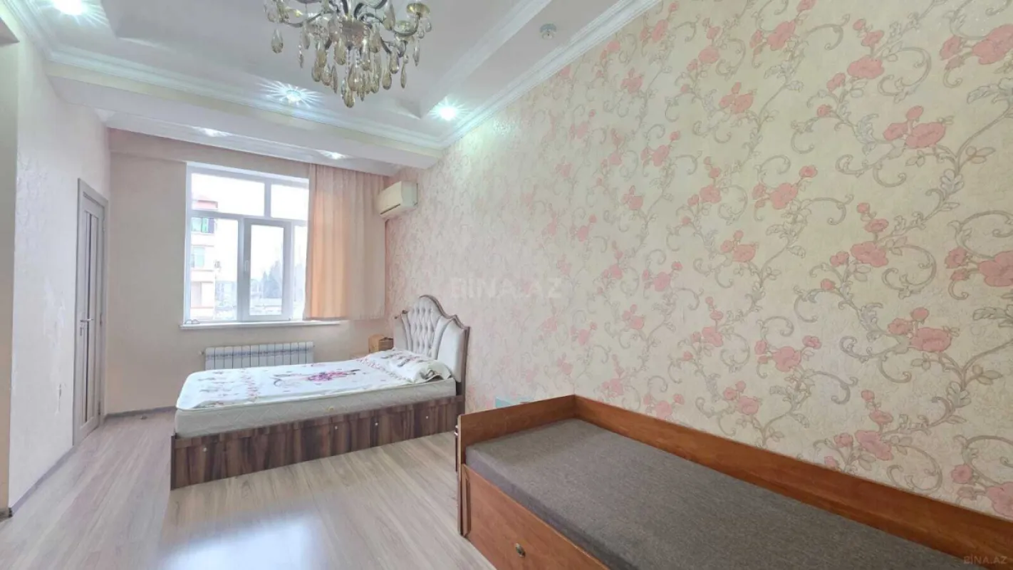 Satılır 2 otaqlı mənzil 62 m²