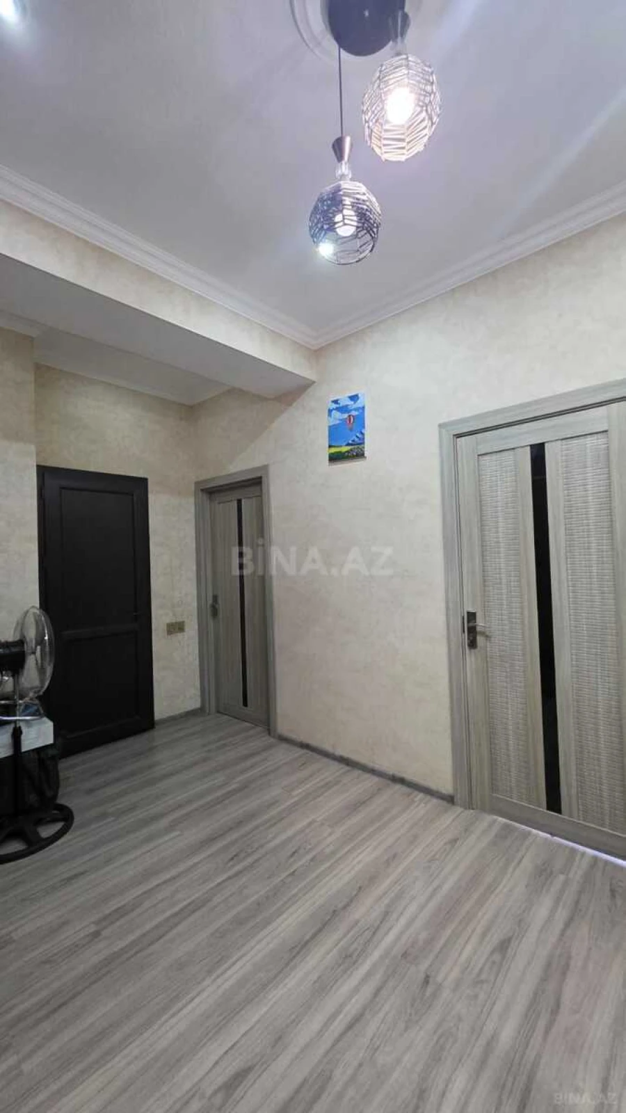 Satılır 2 otaqlı mənzil 62 m²
