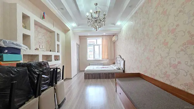 Satılır 2 otaqlı mənzil 62 m²