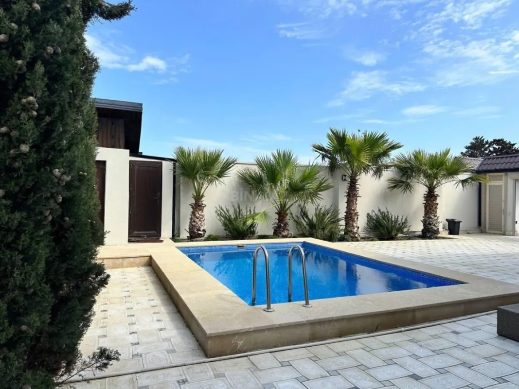 Kirayə verilir 4 otaqlı həyət evi 250 m²