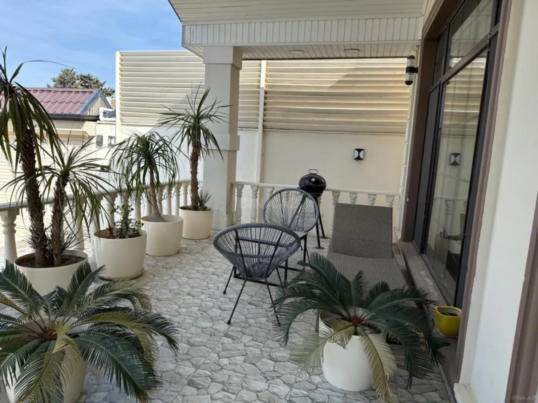 Kirayə verilir 4 otaqlı həyət evi 250 m²