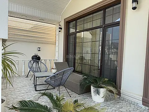 Kirayə verilir 4 otaqlı həyət evi 250 m²