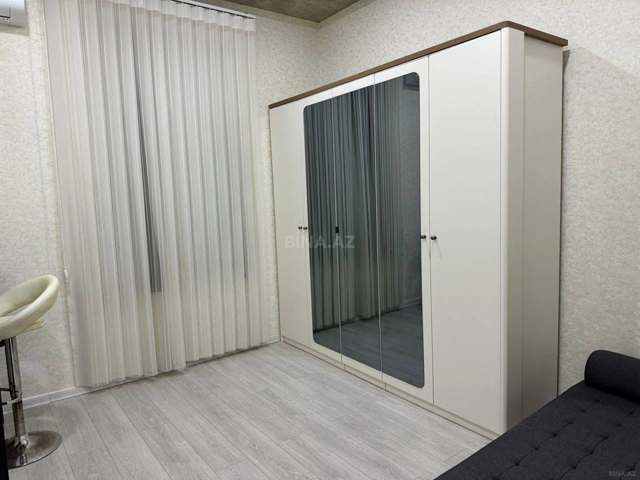 Kirayə verilir 4 otaqlı həyət evi 250 m²