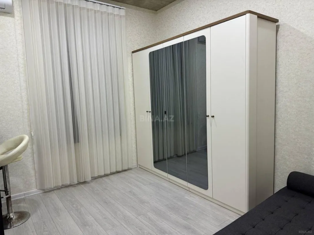 Kirayə verilir 4 otaqlı həyət evi 250 m²