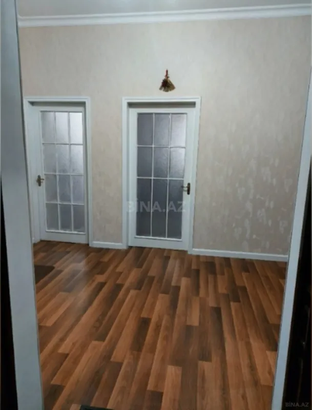 Satılır 2 otaqlı mənzil 70 m²